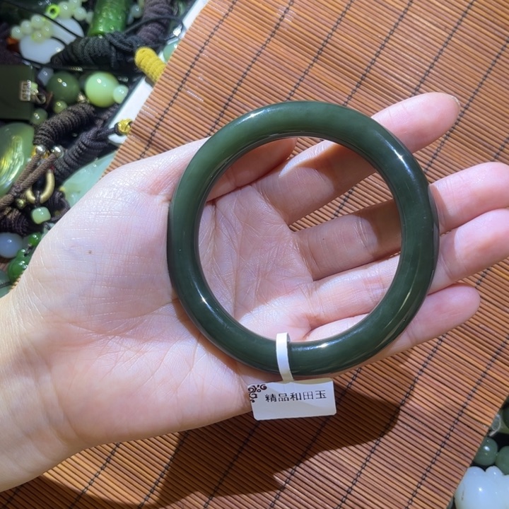 和田玉其它未镶嵌