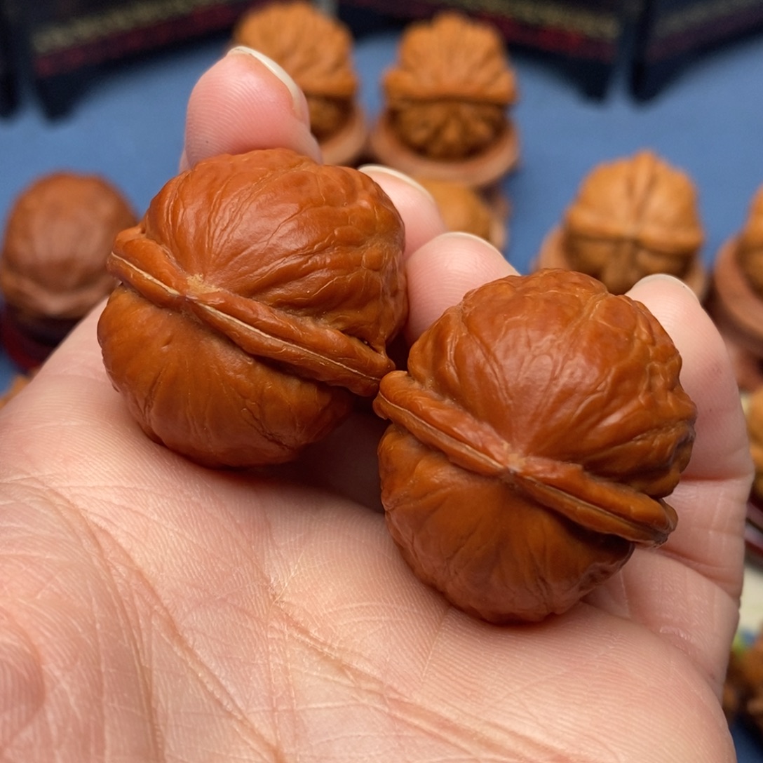 孟***勺文玩核桃把件南瓜元宝