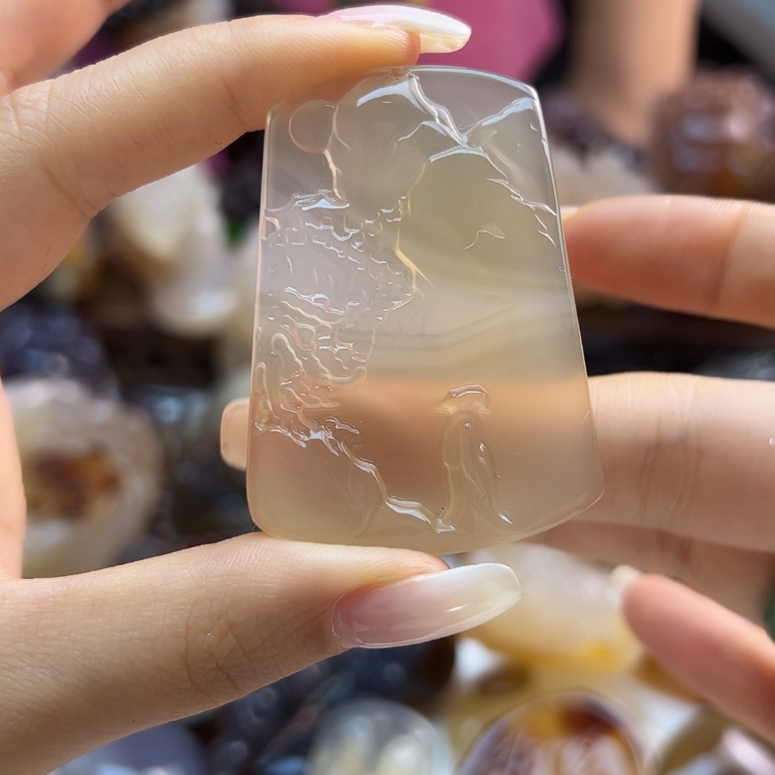 玛瑙/玉髓未镶嵌颈饰