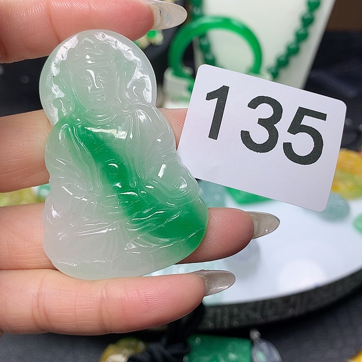 翡翠吊坠(不含链)未镶嵌