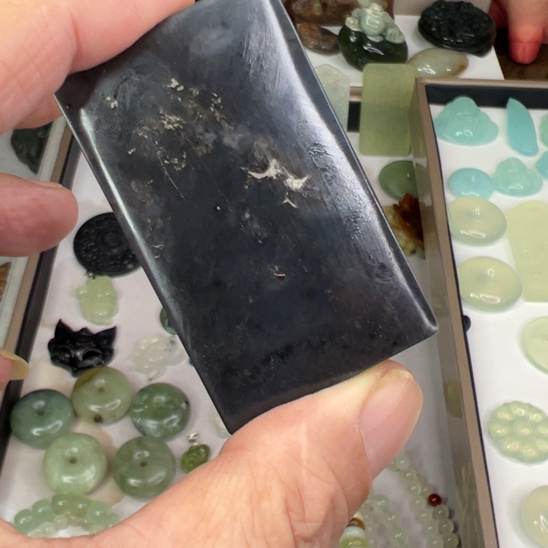 岫玉未镶嵌颈饰水墨无事牌福利