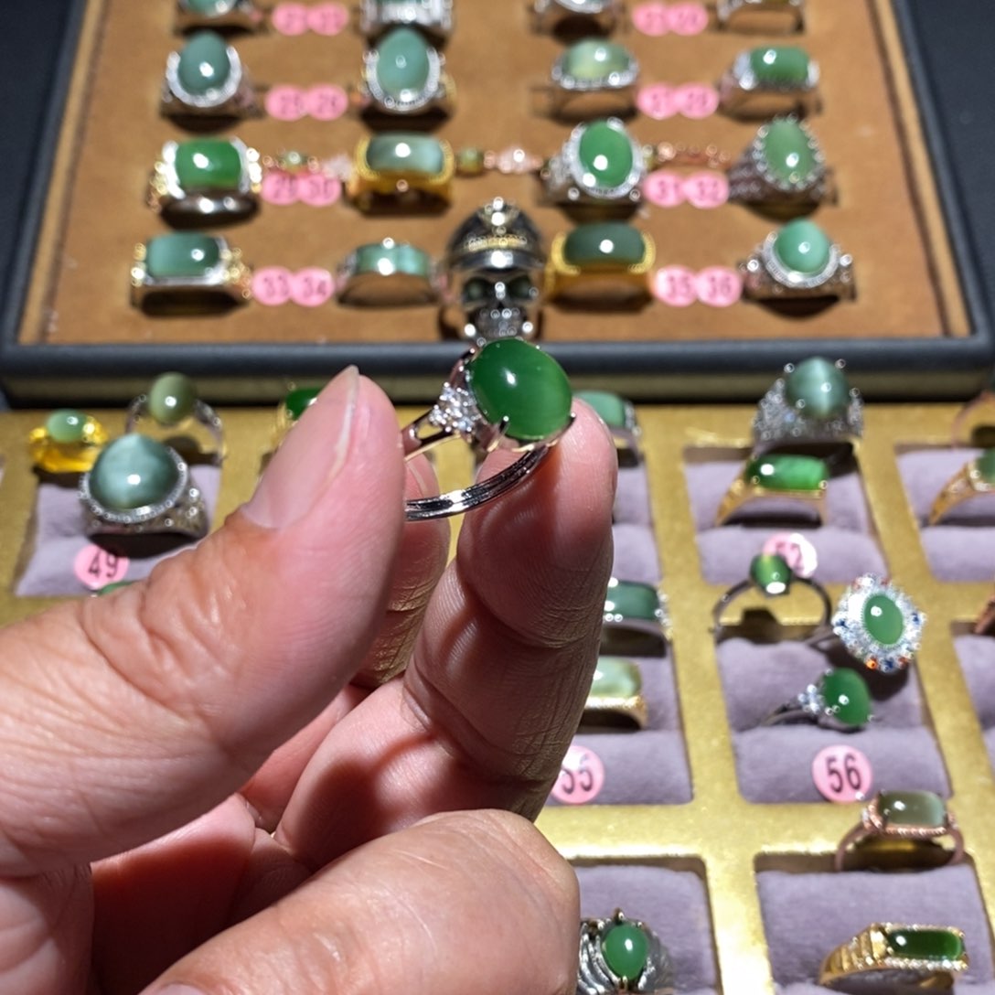 和田玉（碧玉）戒指未镶嵌