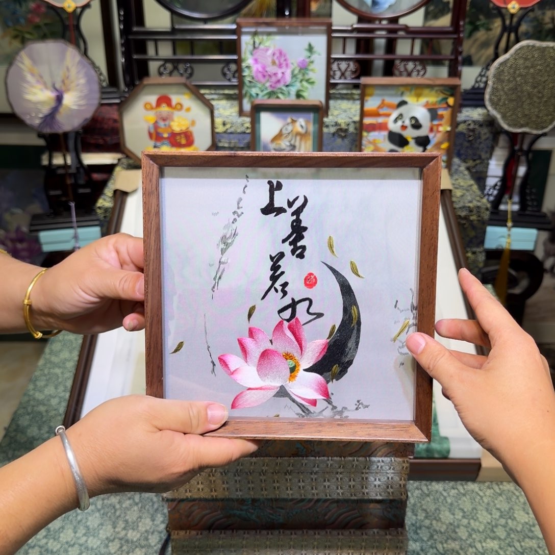 刺绣手工苏绣工艺制作技艺精湛