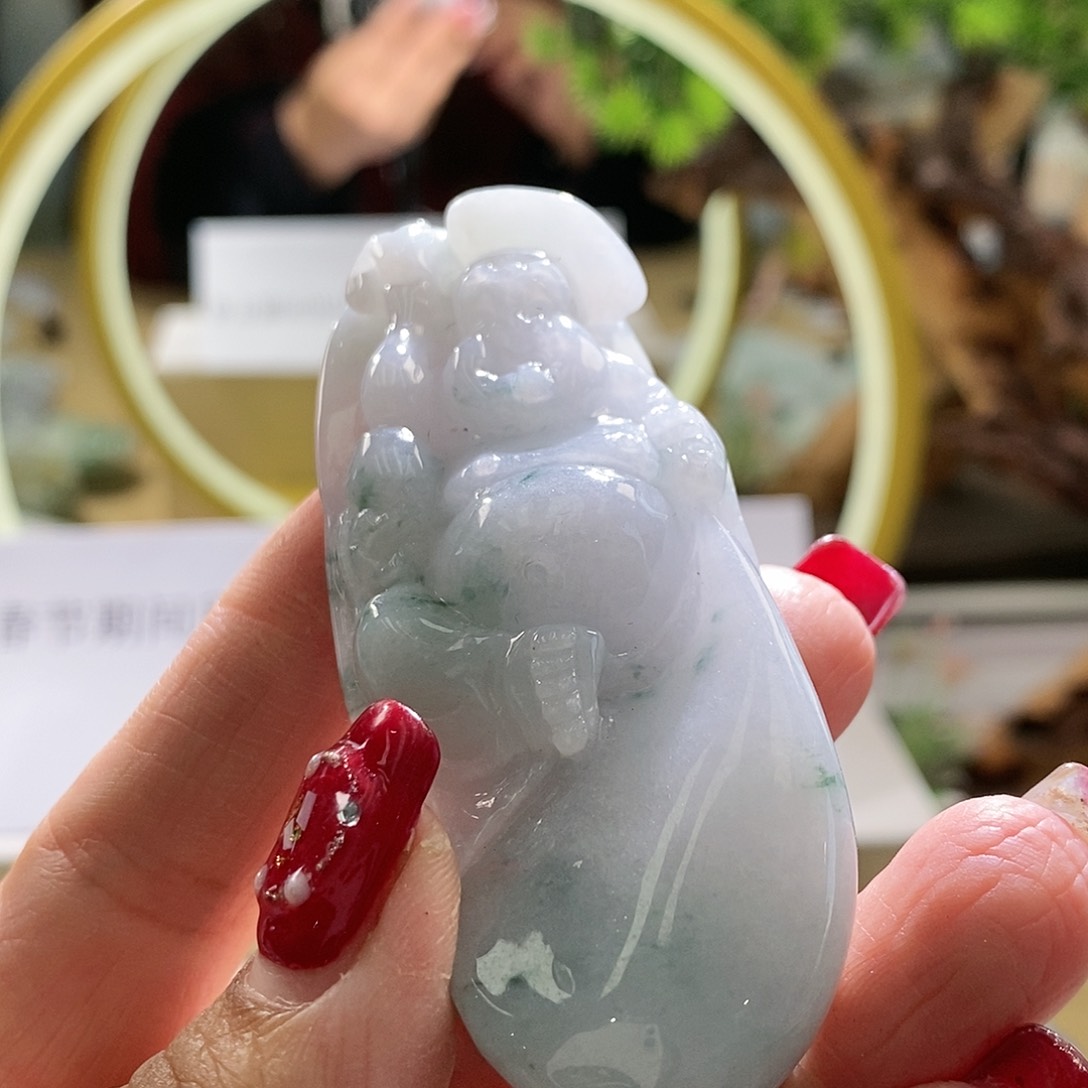 【闪购商品】翡翠颈饰未镶嵌佛