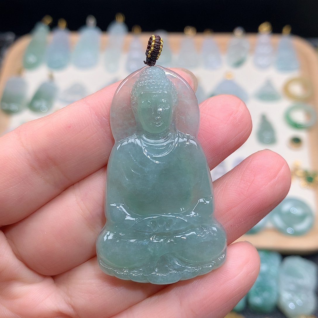 翡翠颈饰未镶嵌吊坠