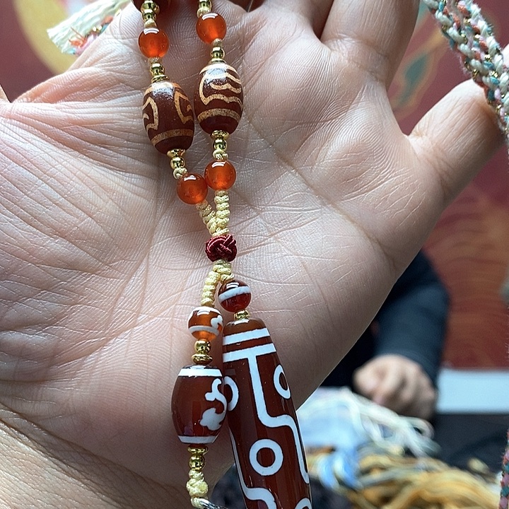 玛瑙/玉髓颈饰合金