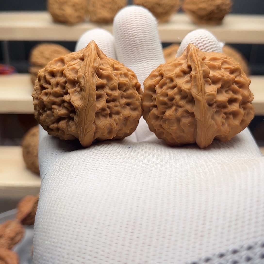 桃核吊坠肚41鱼鳞纹，，，