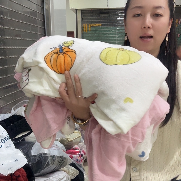 宝***芳聚酯纤维聚酯纤维四件套