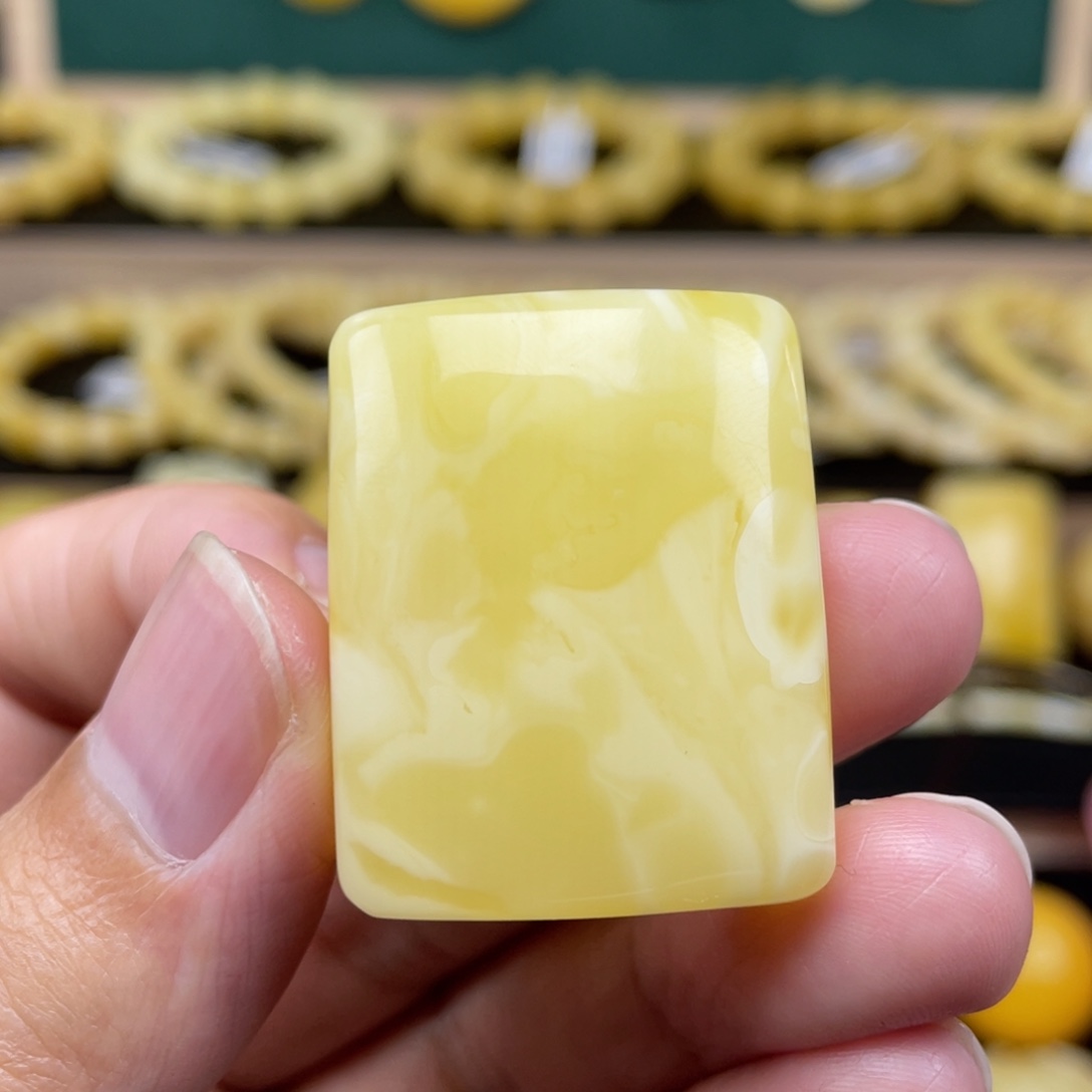 琥珀裸石未镶嵌琥珀蜜蜡