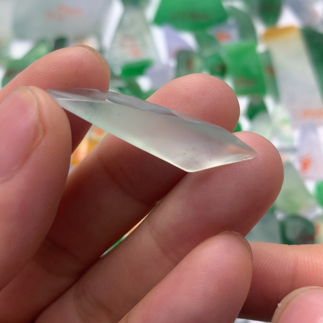 定制翡翠未镶嵌天然缅甸翡翠吊坠挂件