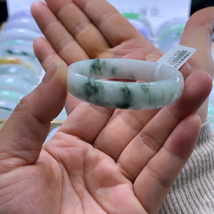 翡翠手链未镶嵌小平