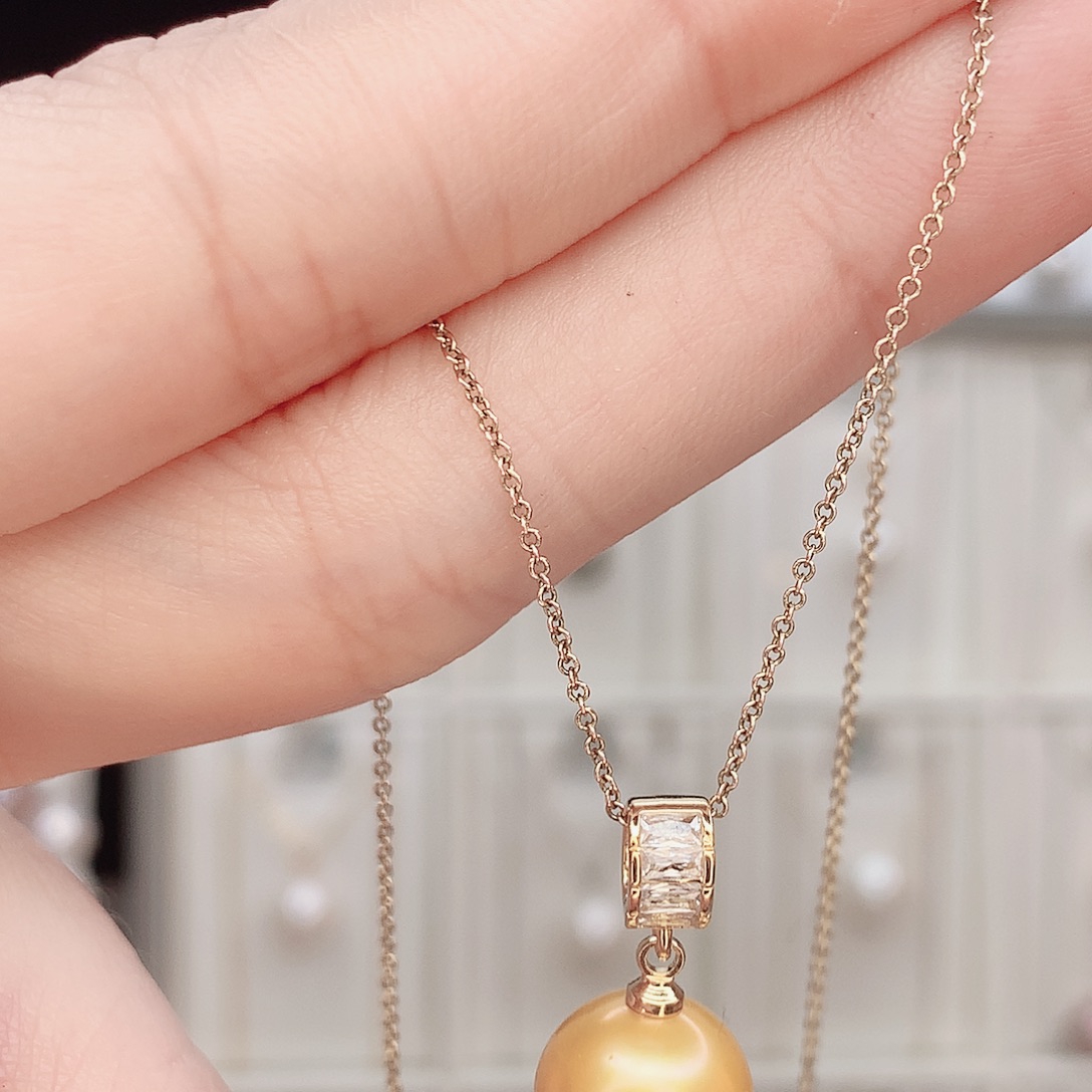 淡水珍珠吊坠(赠链)合金