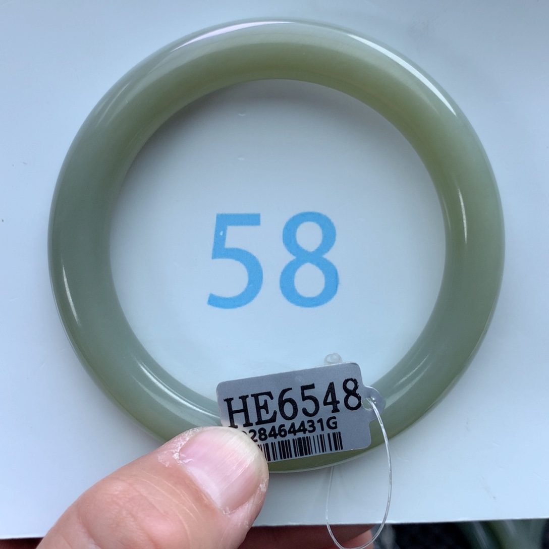 和田玉手镯未镶嵌养***亮