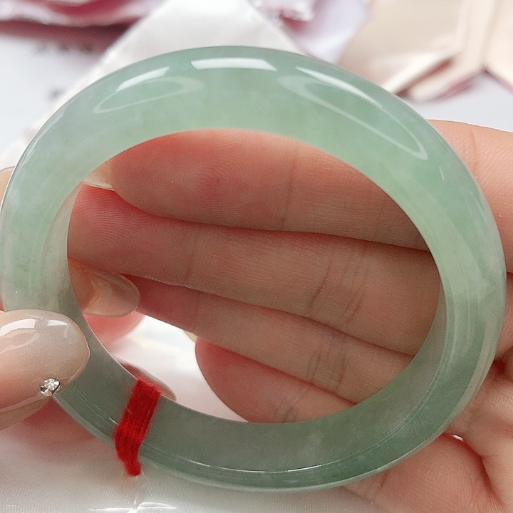 翡翠手镯未镶嵌缅甸天然A货翡翠