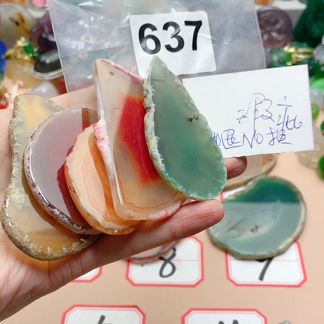 合金颈饰玛瑙/玉髓念*界