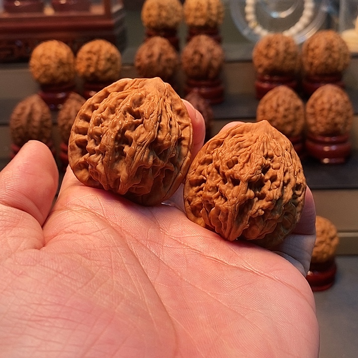 @***赵把件桃核40尺虎头