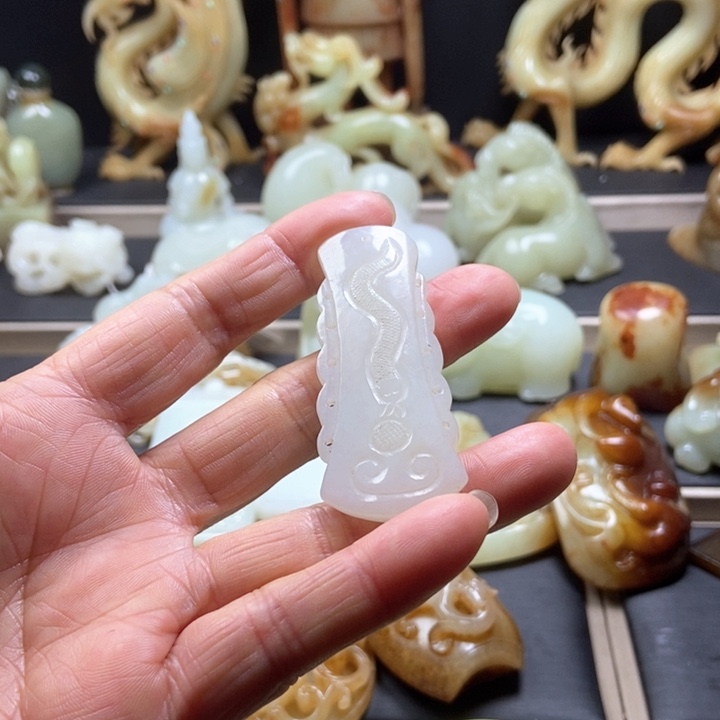 和田玉挂件未镶嵌