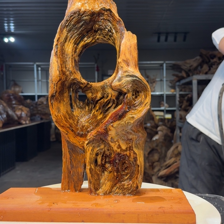 木再***-王一刀琥珀木67