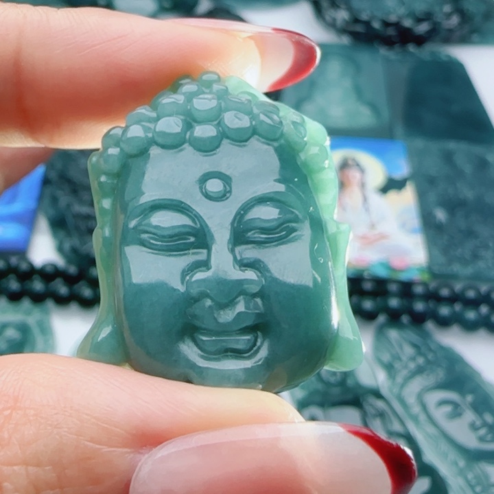 翡翠未镶嵌颈饰多样性发货天然A货翡翠