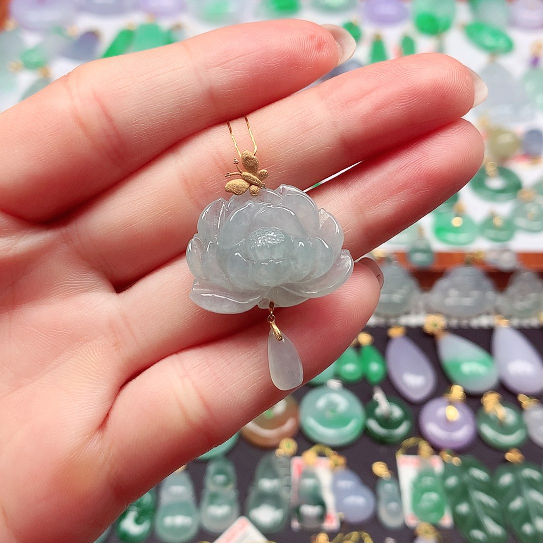 翡翠18K金镶嵌颈饰天然翡翠A货