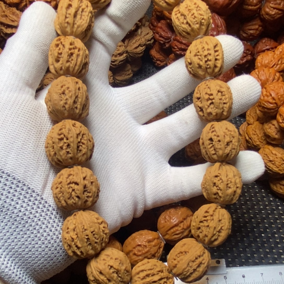 ᝰ***ꪝ文玩核桃手串白茬八棱