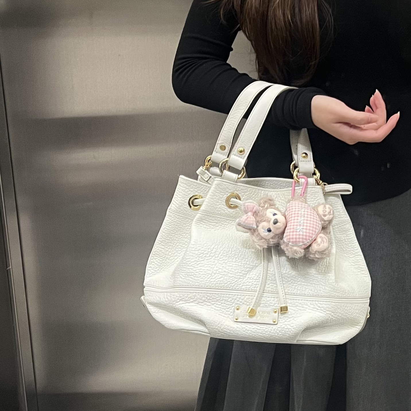 95新 BURBERRY/博柏利 bbr白色水桶手提包