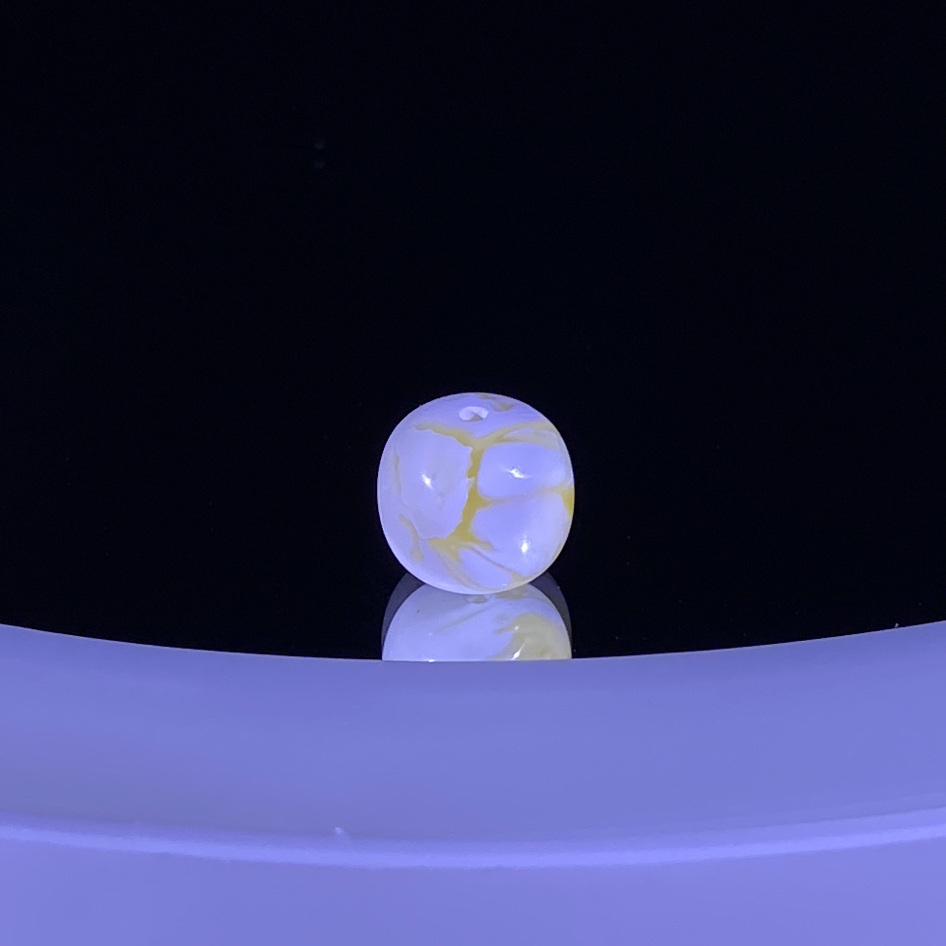 8.8mm金漆白橘妖拉丝蜜蜡老型 