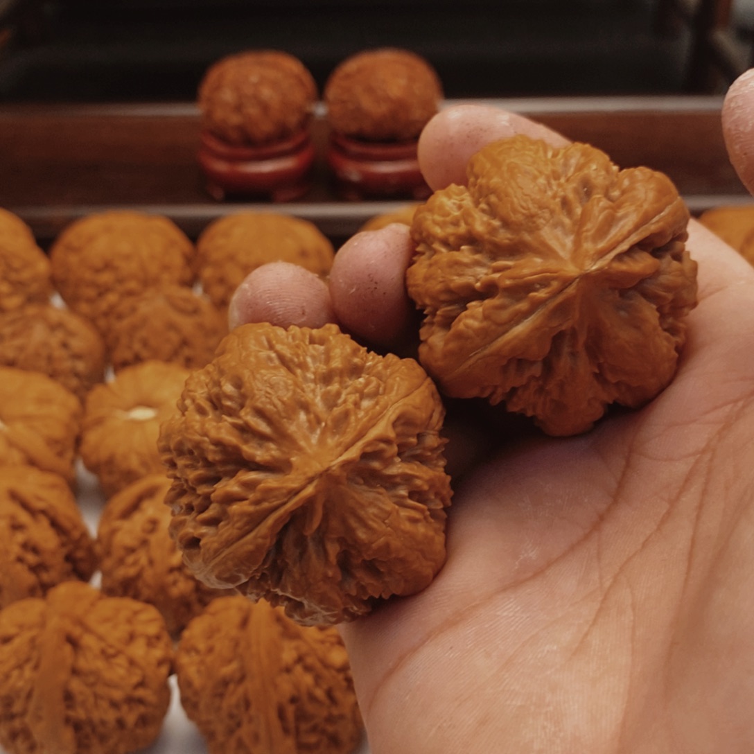 文玩核桃把件42尺霸王龙