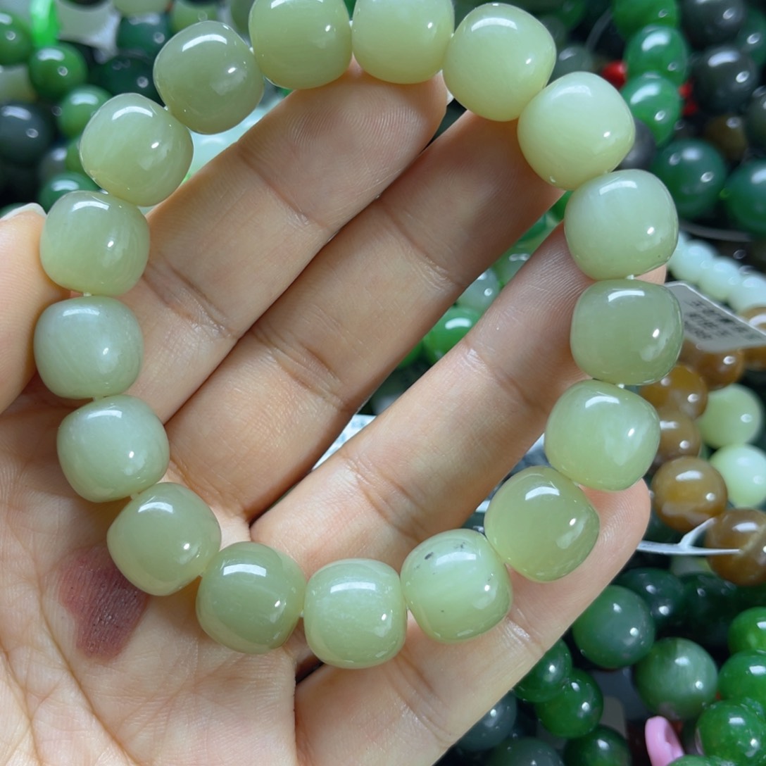 未镶嵌手链和田玉