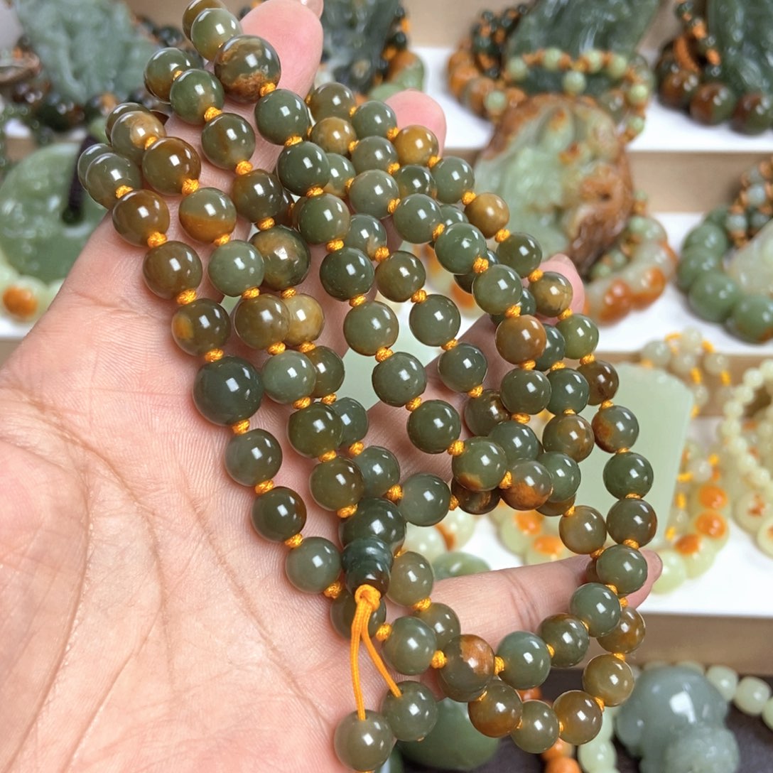 未镶嵌透闪石质玉手链魏**度