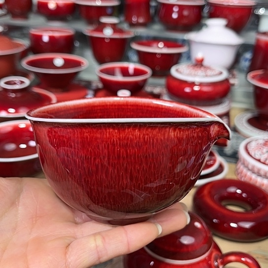 景德镇陶瓷红马坊公道杯