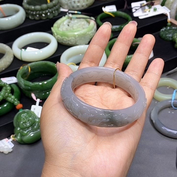 和田玉手镯59圈口2未镶嵌