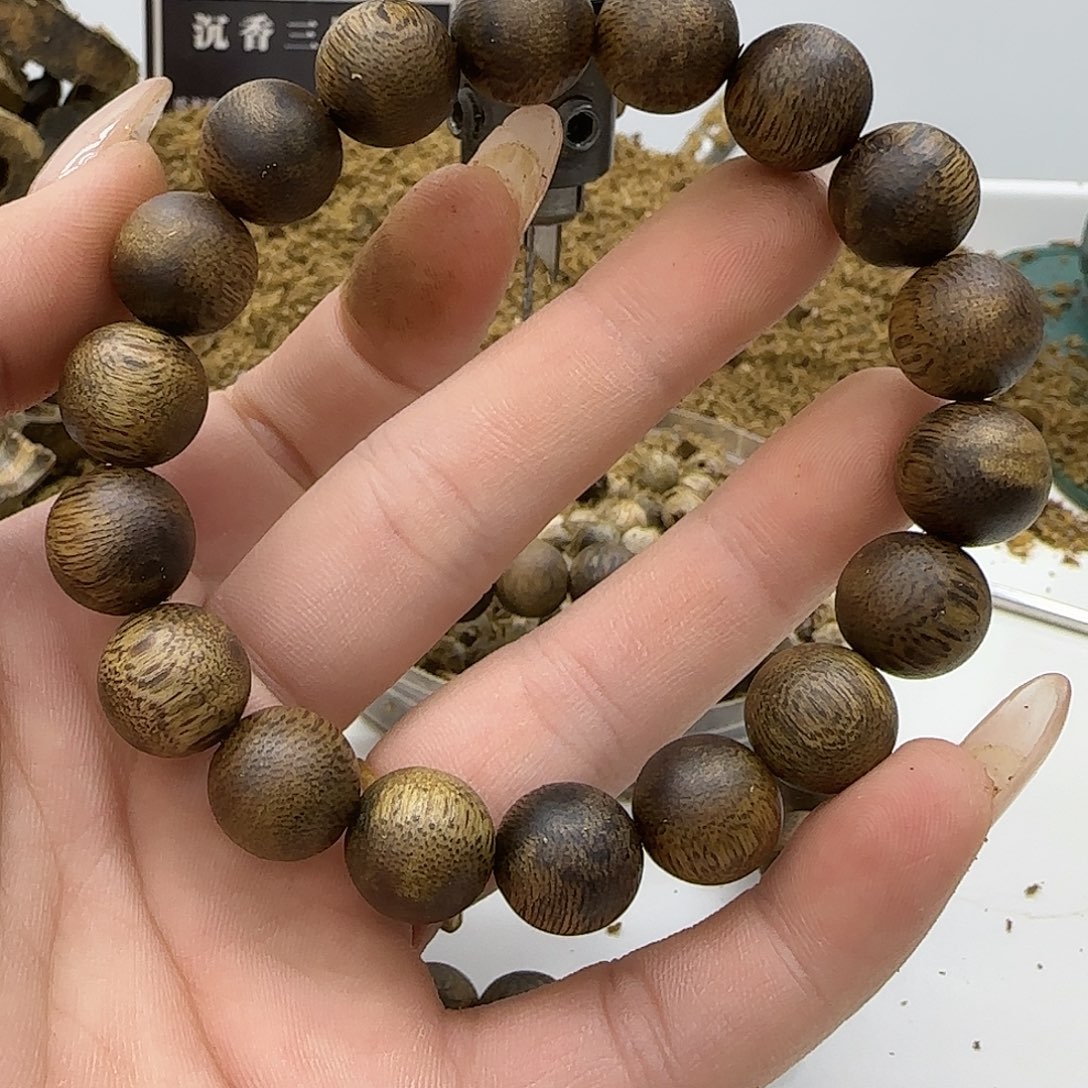 手串沉香乌身老料1.2规格11克➕99沉