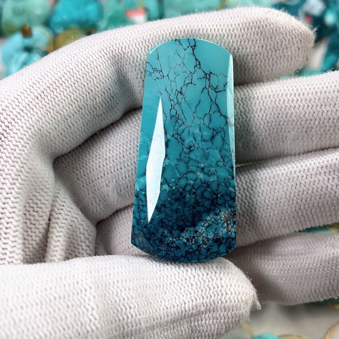 绿松石未镶嵌车挂