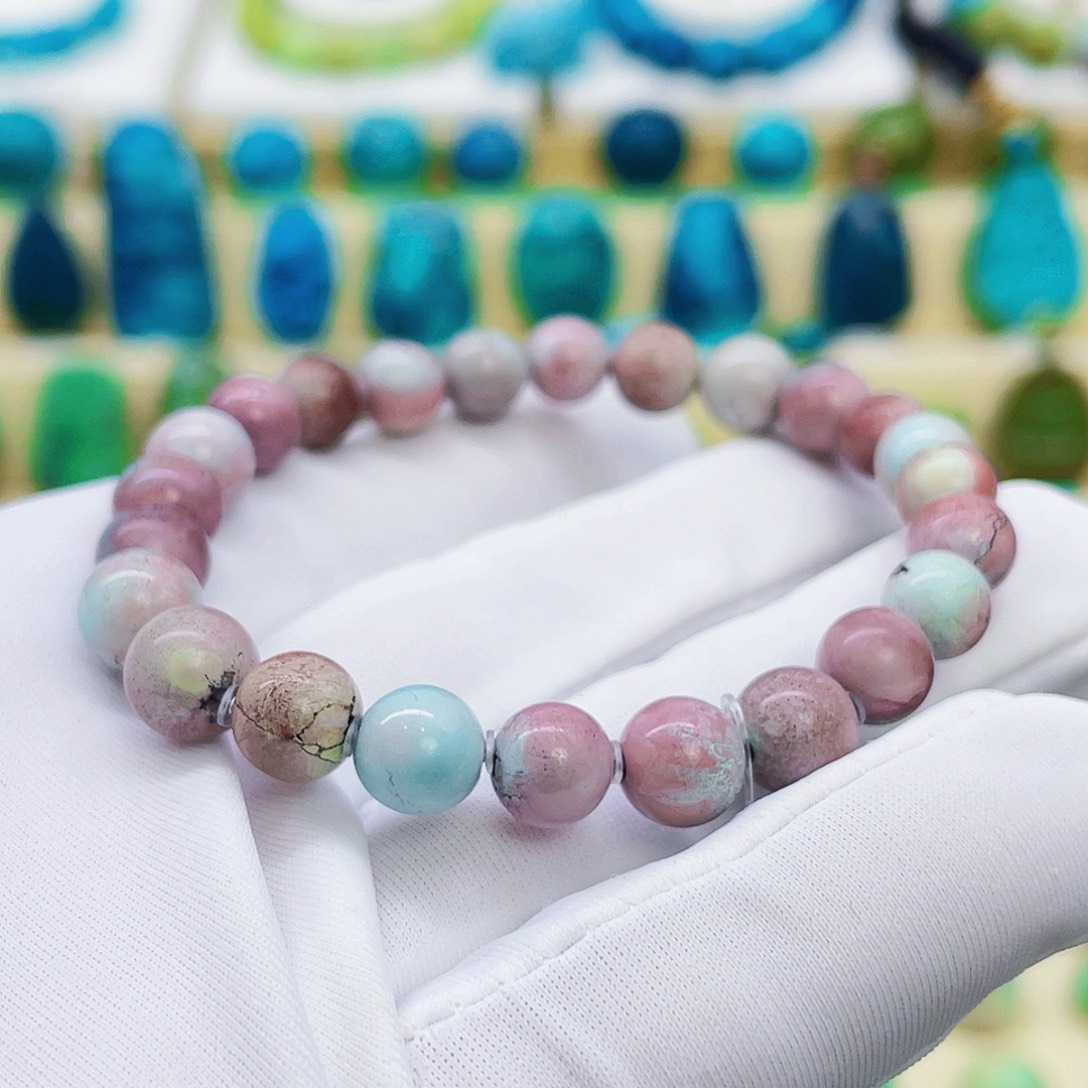 绿松石未镶嵌颈饰