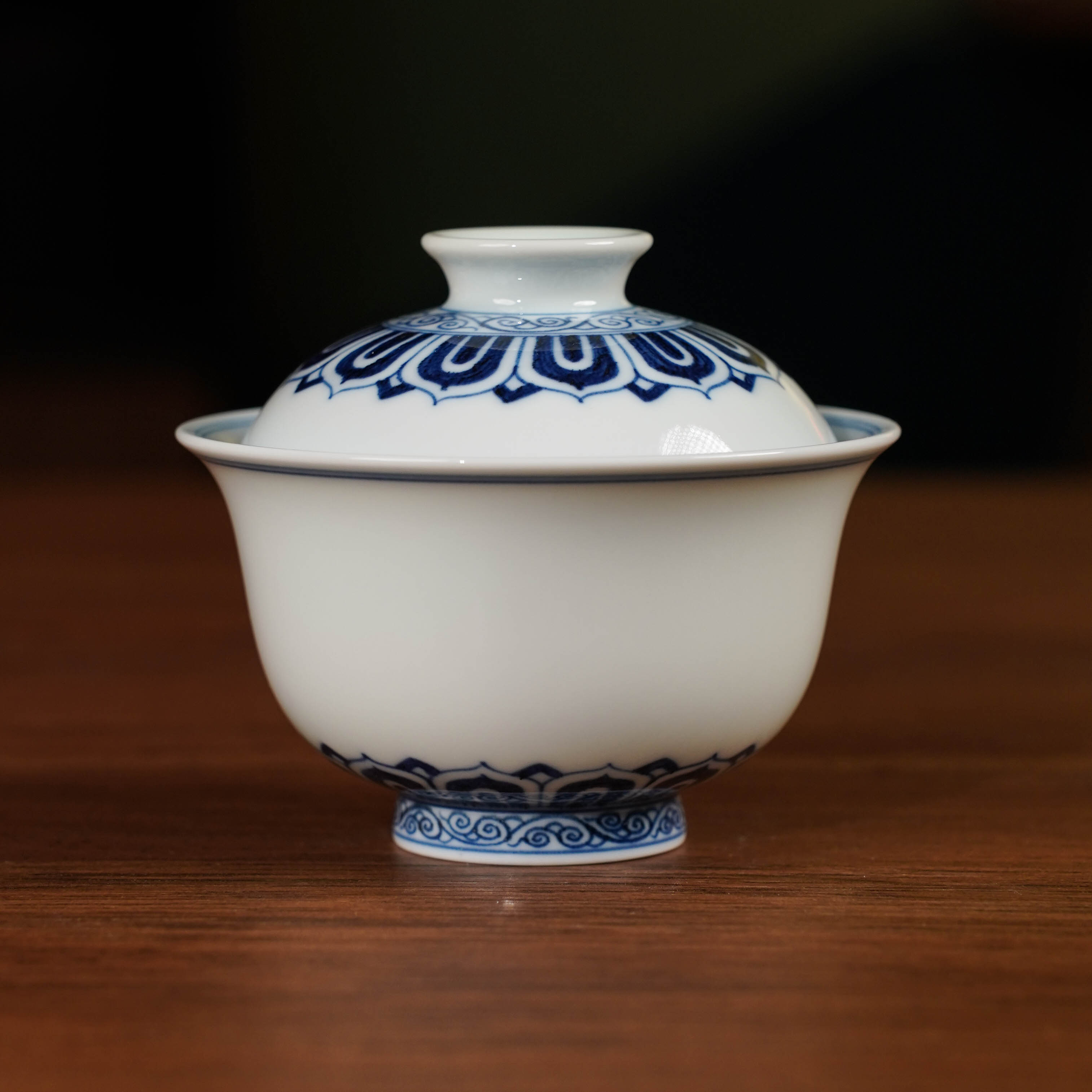 【中国工艺】清玉堂青花宝相纹元宝盖碗（jd752）