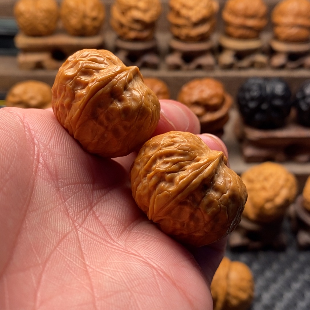 把件文玩核桃铁核桃