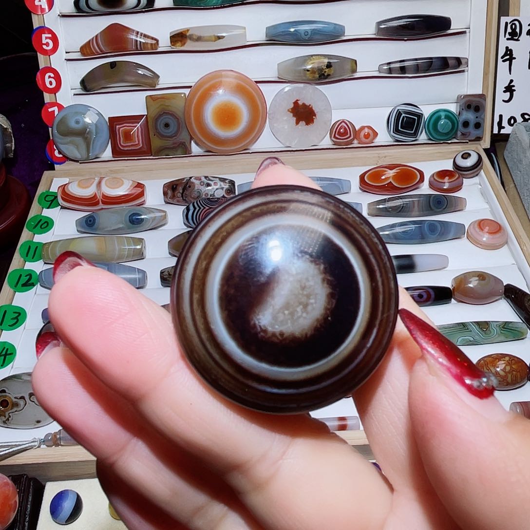 玛瑙/玉髓颈饰未镶嵌