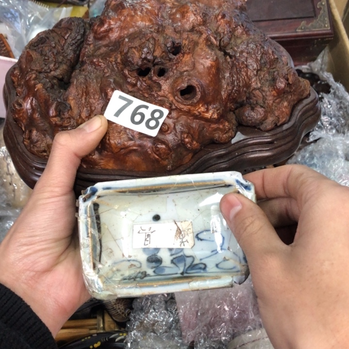  陶瓷孤品单件车里拍