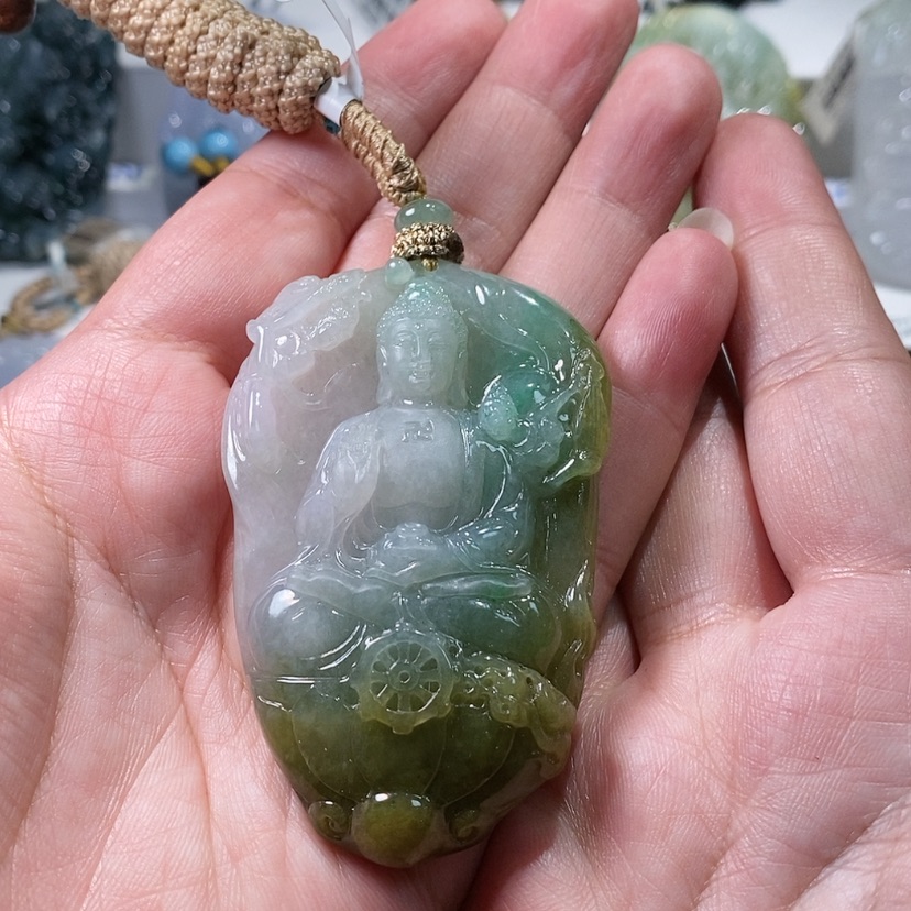 【闪购商品】翡翠颈饰未镶嵌*️****。