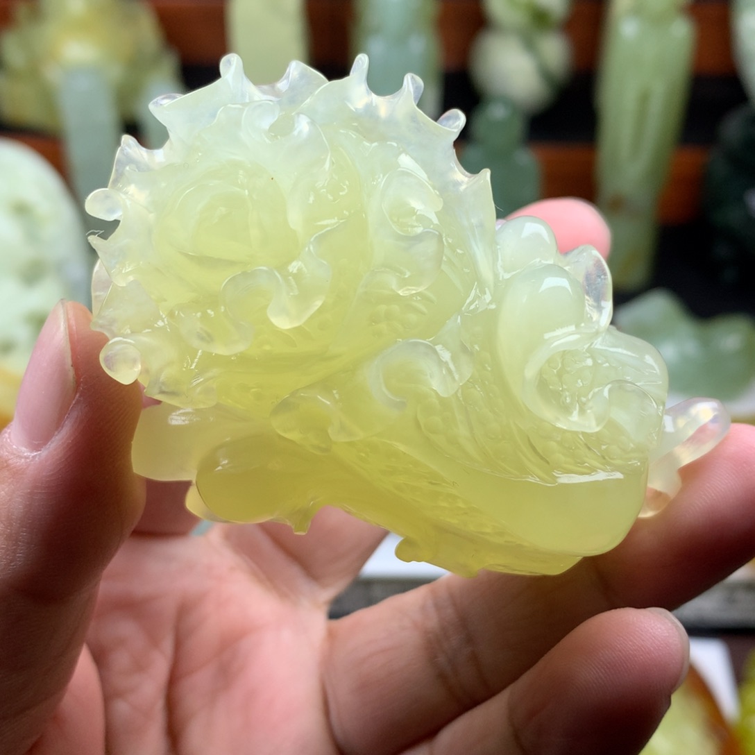 岫玉手把件未镶嵌