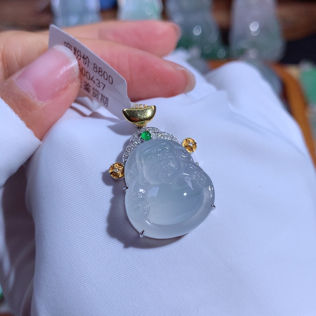 翡翠颈饰18K金镶嵌财财
