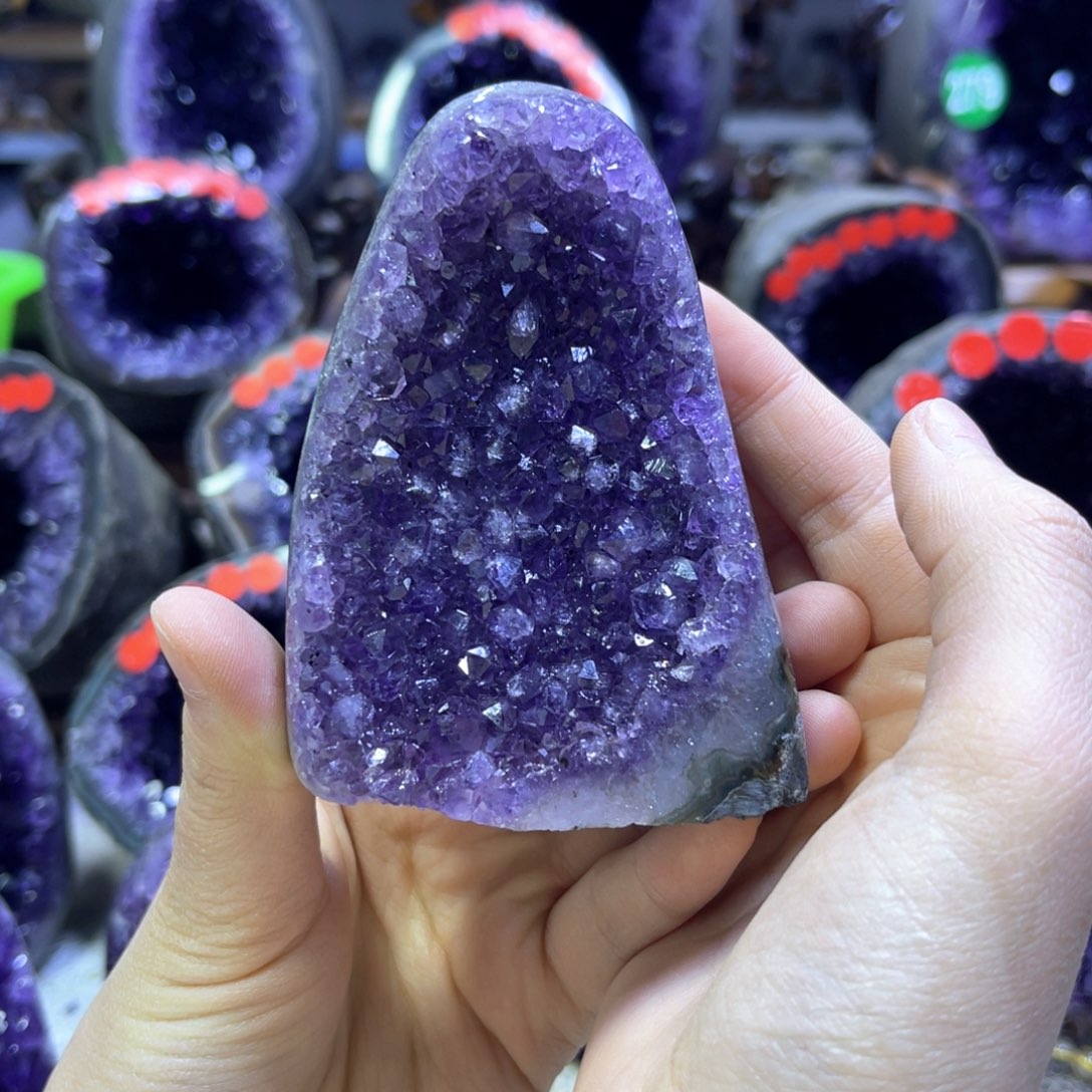 紫晶摆件未镶嵌紫水晶