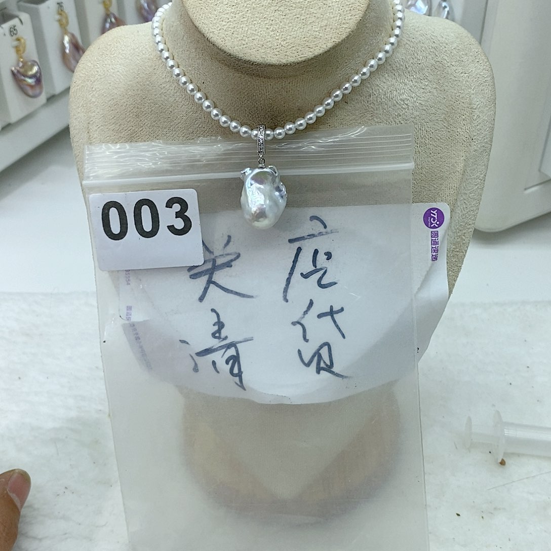 淡水珍珠颈饰合金