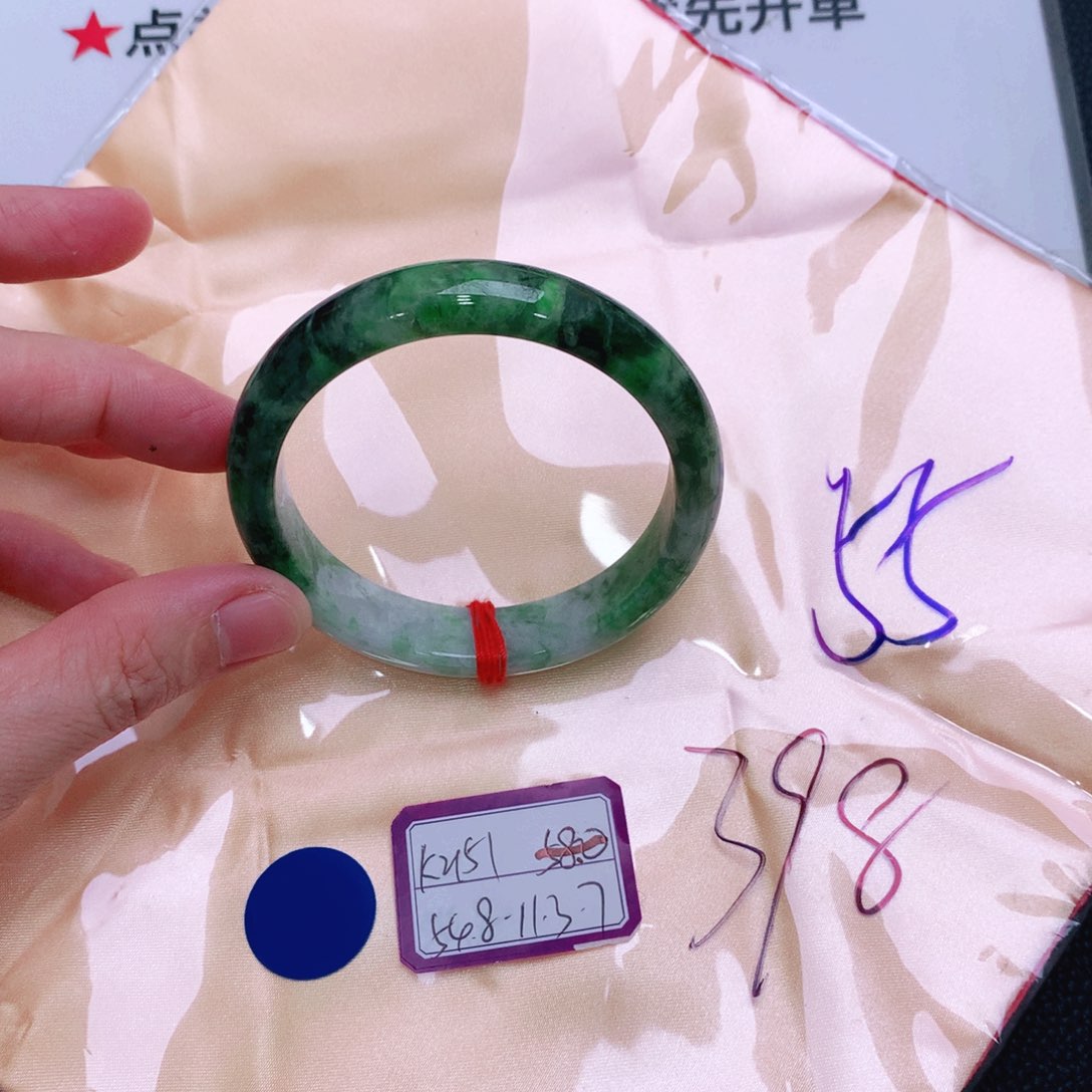 未镶嵌手镯翡翠缅甸翡翠手镯