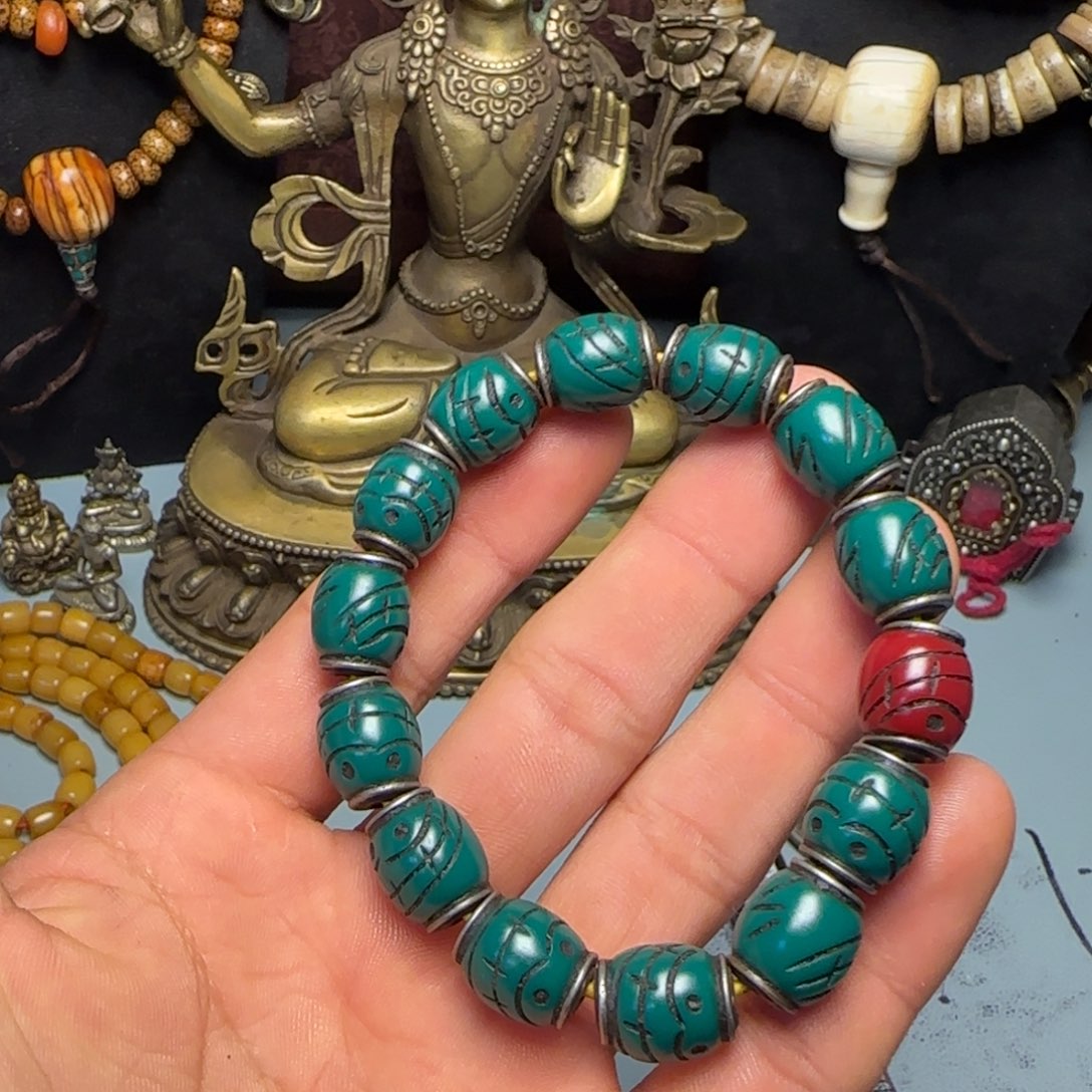 用***4格桑工艺坊直播间