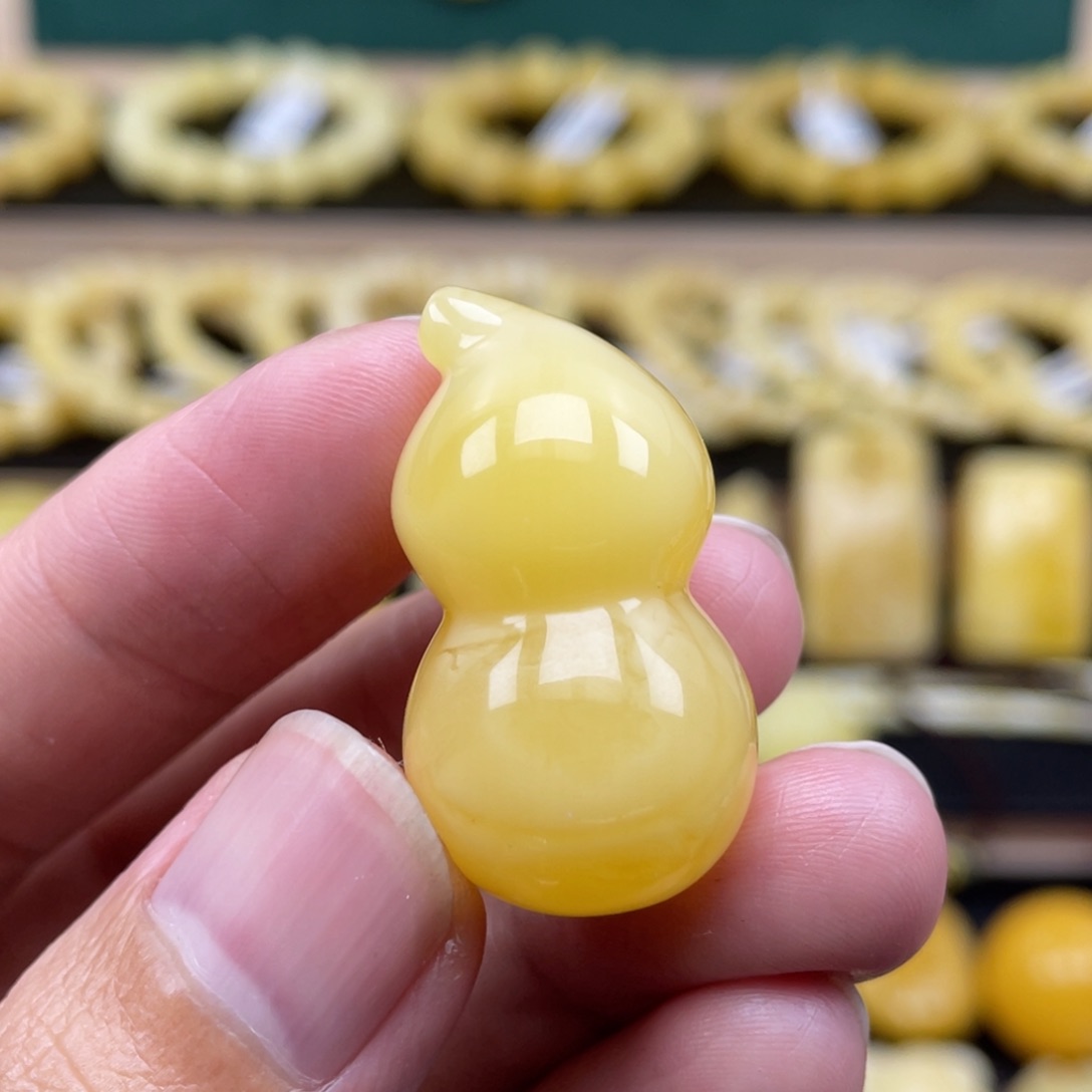 琥珀裸石未镶嵌琥珀蜜蜡