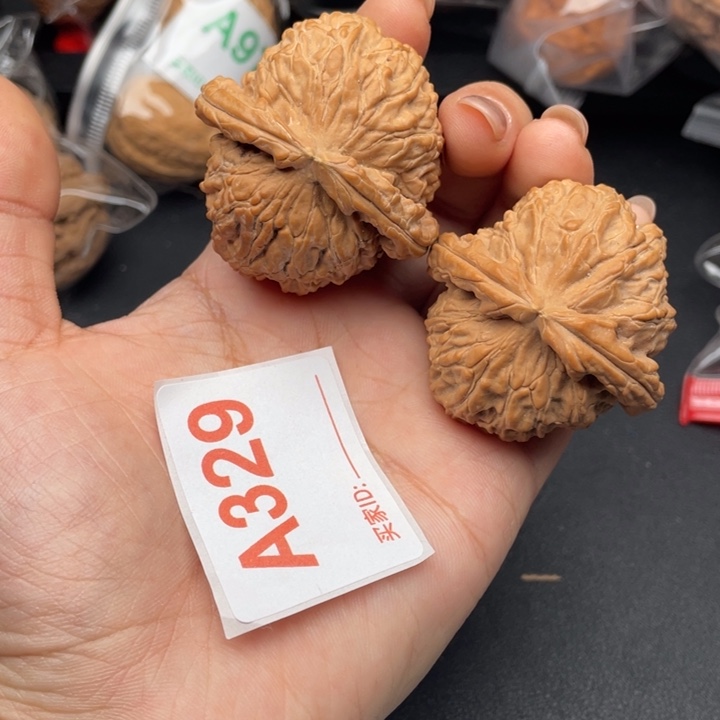 文玩核桃吊坠核桃