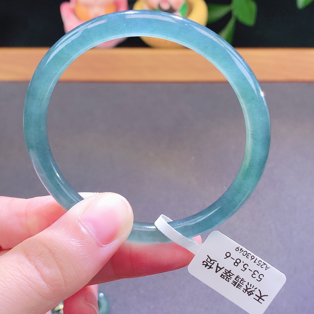 翡翠未镶嵌手镯天然翡翠