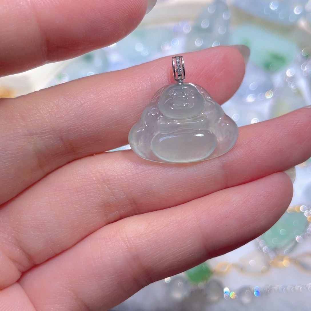 翡翠18K金镶嵌颈饰翡翠